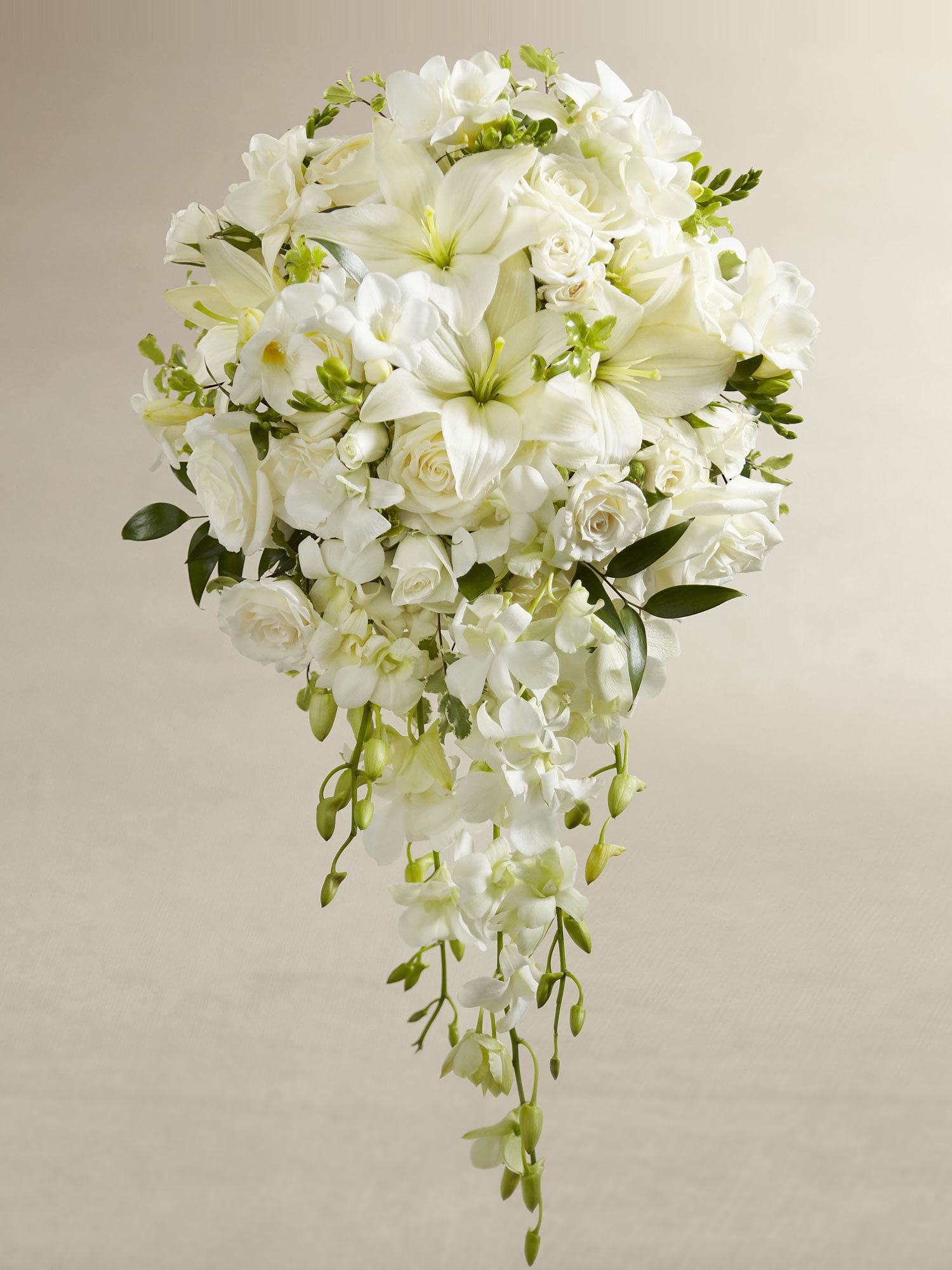 White Wonders Bouquet-0