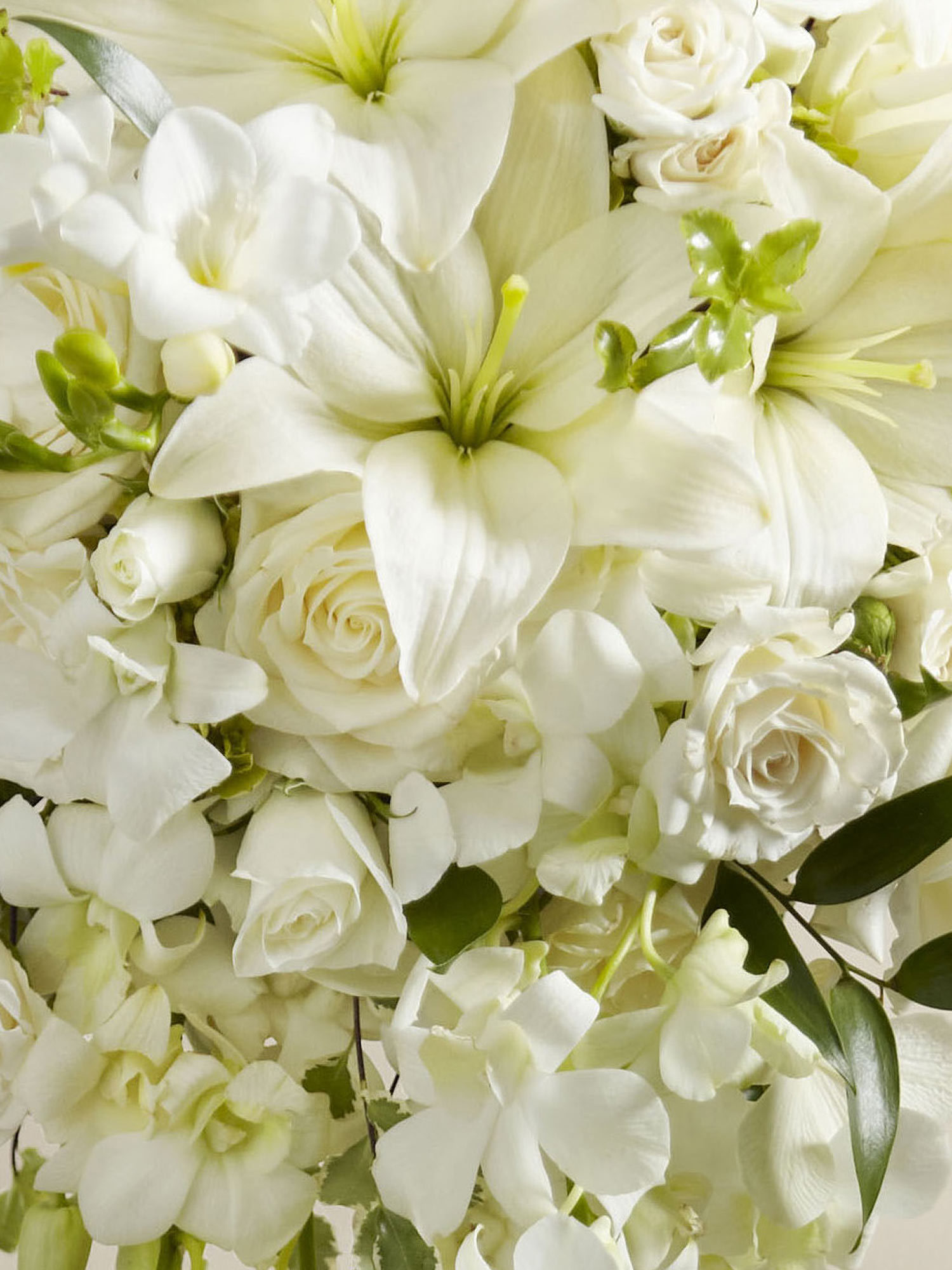 White Wonders Bouquet-8798