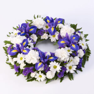 Classic Wreath Blue & White