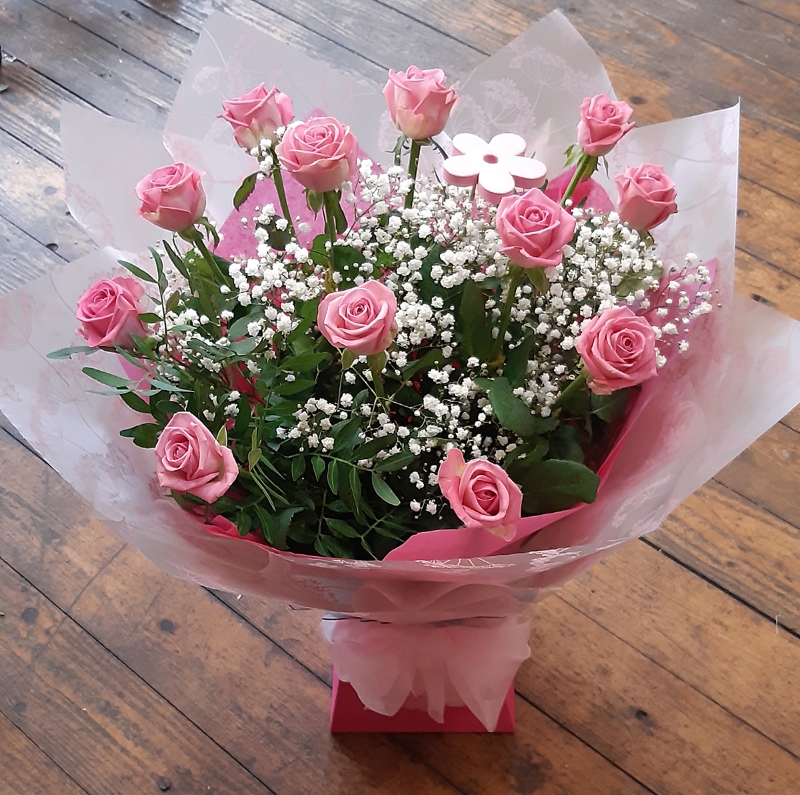 Pink Dozen Roses