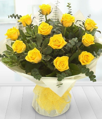 Yellow Dozen Roses